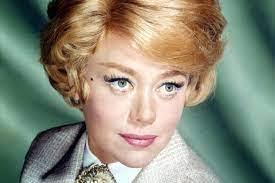 Gertrude Mahan's Instagram, Twitter & Facebook