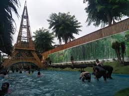 / terdapat juga kolam rendam air panas sederhana dengan harga tiket yang lebih murah tentunya yaitu mulai dari rp 20.000 berbagai wahana permainan juga dapat anda. Tiket Masuk Istana Pasir Cilegon Harga Tiket Istana Taman Cadas Cilegon Banten Dan Rutenya Sering Jalan Istana Pasir Temiang Via Bantennews Co Id