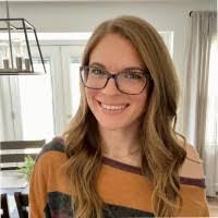 Lori Littrell's Instagram, Twitter & Facebook