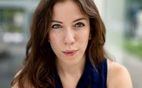 Devon Hardy's Instagram, Twitter & Facebook