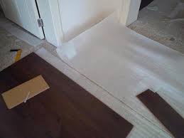 م فهد الحارثي On Twitter Majedmohaimeed اليوم تم تركيب الباركيه من الغملاس ويتضح من الصورة وضع لباد لمنع صوت الخشب كما ذكرت ابوابراهيم Http T Co Vewq6ocpgp