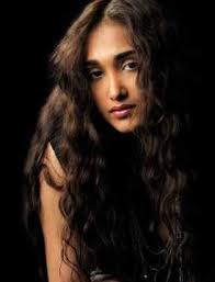Ghajini 2008 Cast Actor Actress Director Producer Music Director Cinestaan 790 likes · 4 talking about this.