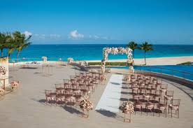 Top 10 Cancun Wedding Packages Resorts With Prices Inclusions 2020 Cancun Wedding Destination Wedding Inspiration