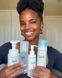 Your skin called: it's thirsty. Quench it with our Intensive Moisture line 