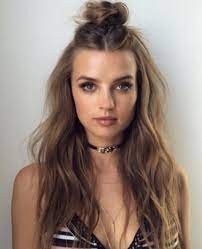 Individuals ar transferral back 70's fashion trends and bohemian hairstyles. How To Create Easy Boho Hair Glam Gowns Blog