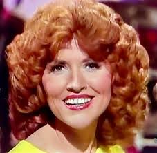 Brenda Redding's Instagram, Twitter & Facebook