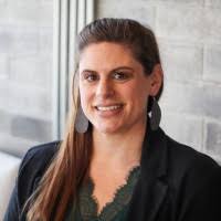 Lesley Cobb's Instagram, Twitter & Facebook