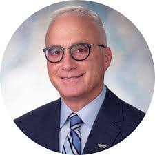 Steve Trager's Instagram, Twitter & Facebook