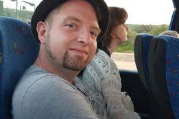 IN MEMORY OF NEWPORT'S FALLEN SONS AND DAUGHTERS.