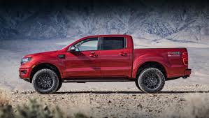 Meet the 2022 ford maverick small pickup, the latest part of the blue oval's bid to offer the most comprehensive lineup of trucks in the automotive business. Ford Factory Workers Spotted Maverick Pickup Truck Drive
