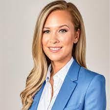 Deborah Sublett's Instagram, Twitter & Facebook