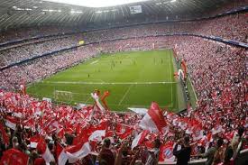 Anhand des sitzplans des fc bayern münchen finden sie ganz einfach ihren platz in der allianz arena. 4 Rang In Der Allianz Arena Munchen Mit Modernisierung Online Petition