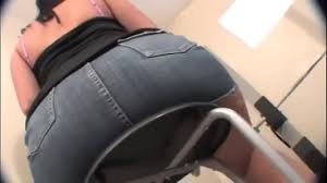 PAWG On The Stool - XNXX.COM