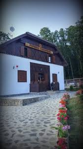 4,420 likes · 1,100 talking about this · 2,468 were here. Pacate Dulci Cu Mela Pensiunea Popasul Codrenilor