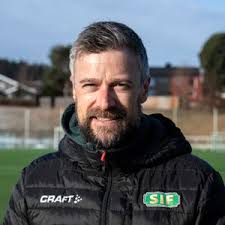 For ett år siden var forholdet betent