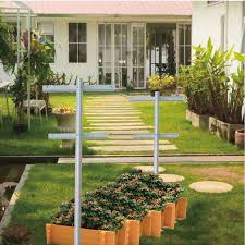 Can you grow raspberries and blackberries on same trellis? Mr Garden Raspberry Trellis With Adjustable Arms Raspberry Stake Vineyard Trellis Garden Trellis For Climbing Vining Plant Support 6 Pack Walmart Com Walmart Com