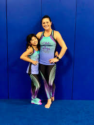 Her birthday, what she did before fame, her family life, fun trivia facts, popularity rankings, and more. Dominique Moceanu On Twitter Mini Me Yogabydominique