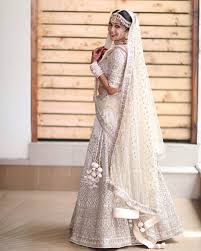 Crushing On This All White Lehenga Shaadibazaar Wedding Indianwedding Indian Bridal Outfits Indian Bridal Dress Indian Bridal Lehenga