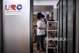 Kesepakatan menaikan upah minimum merupakan keputuskan dari. 70 Ribu Umkm Di Bandung Belum Terima Blt Kemenkop Republika Online