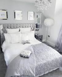 Pin By Razjuanmiry On Home Decor Silver Bedroom Grey Bedroom Decor White And Silver Bedroom