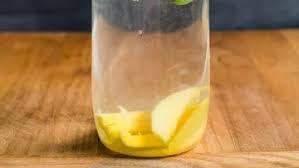 Hingga hari ini memang banyak masyarakat yang mengonsumsi infused salah satu buah yang paling sering dijadikan bahan infused water adalah lemon dan lemon dipercaya sebagai buah yang baik untuk menerunkan berat. Anak Minum Infused Water Disarankan Atau Tidak