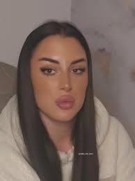 Jovana odgovara na pitanja ljudi sa instagrama.🌸 Ceo video kod Dejana na  kanalu❤️ #dejandragojevic #jovana #love #loveislove #couple #boyfriend  #girlfriend #loveaffair #marriage #wife #husband ...