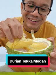 Kebiasaan Makan Durian Mentah di Thailand