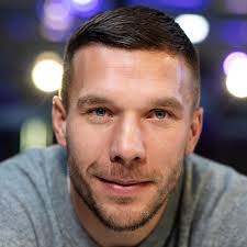 Górnik is one of the most successful polish football clubs in history, winning the seco. Lukas Podolski Wechselt Zu Einem Neuen Und Zugleich Alten Verein Stern De