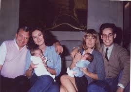 Irene sarkozy and one other child. Petit Trombinoscope Du Clan Sarkozy Martin Et Bruni Libertes Internets