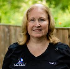 Cynthia Fahey's Instagram, Twitter & Facebook