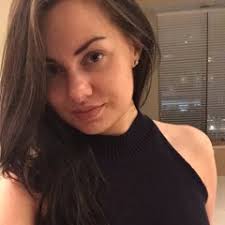 Stream Laura Sand music