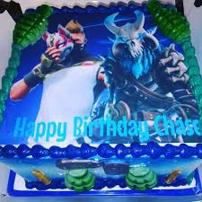 It got me thinking about different 40 th birthday party ideas for men. Fortnite Birthday Cake Cake By Givethemcake Cakesdecor