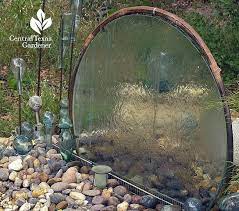 Wasserspiel im garten selber bauen so ein projekt ist gut überschaubar und eignet sich auch für einsteiger im diy bereich. Wasserwand Garten Selber Bauen Performal Best Garten Ideen Garten Wasserspiel Garten Wasserwand Garten