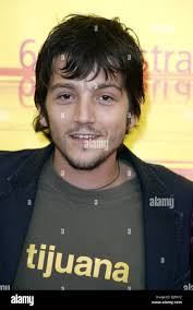 Criminal 2004 diego luna hi-res stock photography and images