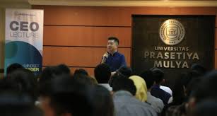 William tanuwijaya lahir di kota pematang siantar, sumatera utara pada tanggal 18 november 1981. Ceo Lecture William Tanuwijaya Inspirasi Komik One Piece Dalam Membangun Tokopedia Prasetiya Mulya Business School