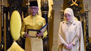 Tengku abdullah ibni sultan ahmad shah was born in 1959. Monarchies Today Royalty Around The Globe Pahang S Royal Transition Abdullah Succeeds Ahmad Shah