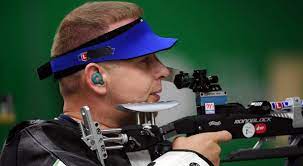 Sidi péter sportlövő hatodik helyen végezett a londoni olimpián, pontot szerezve ezzel hazánknak. Urrekorddal Nyert Sidi Peter Berlinben M4 Sport