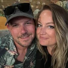 Christine Silk's Instagram, Twitter & Facebook