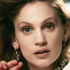 Ünlü oyuncu farah zeynep abdullah hakkında merak edilen soruların cevapları. Pin Von Carmen Rosalba Castro Aldrete Auf Fara Zeynep Abdullah