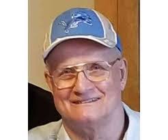 Danielle Goebel's Instagram, Twitter & Facebook