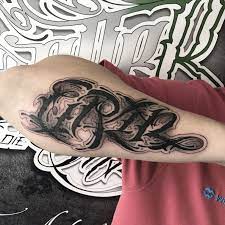 Pin By Cobain X Manson On Tattoos Tattoo Lettering Tattoo Font Tattoo Website