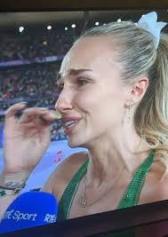 Julie Morello's Instagram, Twitter & Facebook