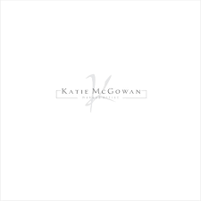 As a makeup artist, it is your privilege to help people look well on the special days of their lives. Create A Simple Elegant Logo For Freelance Makeup Artist Wettbewerb In Der Kategorie Logo 99designs