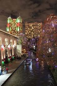 San Antonio Riverwalk Christmas Lights San Antonio Riverwalk River Walk Vacation Hot Spots