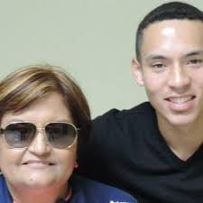 Eda Moreno (@eda_moreno)