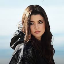 Hande Ercel Aktrisler Guzellik Unluler