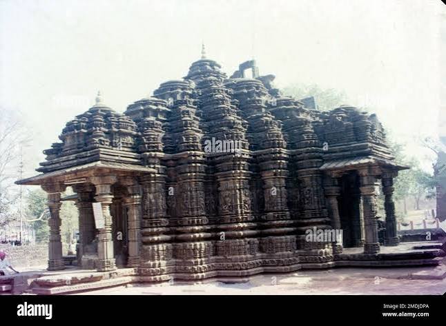 Ambernath temple hi-res stock photography and images - Alamy