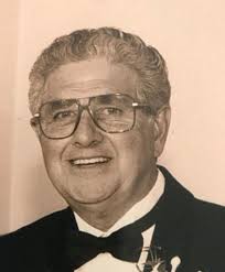 Arlene Storti's Instagram, Twitter & Facebook