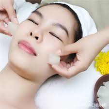 Mua Đá Thạch Anh Phong Thủy: Chọn Đúng, Hút Lộc, Tránh Giả