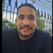 Alfredo Abraham's Instagram, Twitter & Facebook